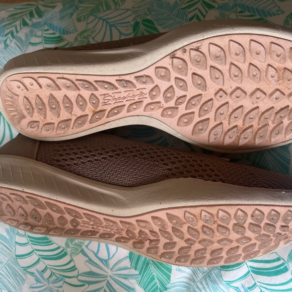 Skechers Taupe Lace-Up Shoes - Picture 4 of 6